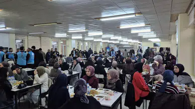 Sivas’ta İlahiyat Öğrencileri İftar Sofrasında Buluştu