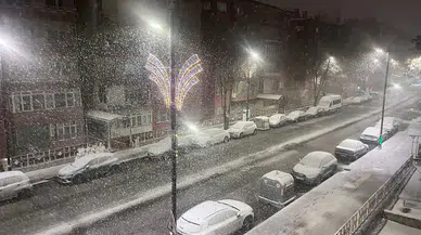 Sivas’ta Kış Geri Döndü! Gece Yağan Kar Hayatı Etkiledi