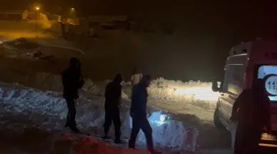 Yoğun Kar ve Tipiye Rağmen Hayat Kurtaran Operasyon!