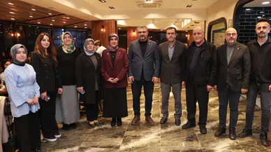 AK Parti Sivas Teşkilatı, Üniversite Öğrencileriyle İftar Sofrasında Buluştu