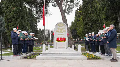 Edirnekapı Şehitliği’nde İstiklal Marşı’nın 105. Yılı Törenle Kutlandı