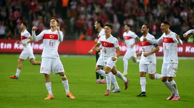 Türkiye - Romanya maçının ilk 11'leri