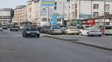 Sivas Emniyet Müdürlüğü’nden Haftalık Trafik Raporu: 23 Bin 882 Araç Denetlendi