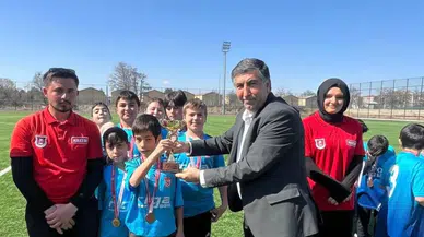 Sivas’ta Okul Sporları Kriket İl Birinciliği Müsabakaları Sona Erdi