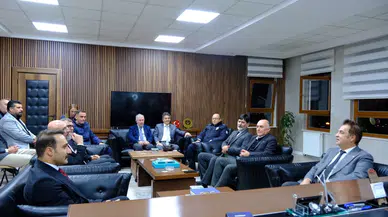 Sivas Cumhuriyet Üniversitesi Rektörü Gemerek’te İş Birliği Görüşmesi Yaptı
