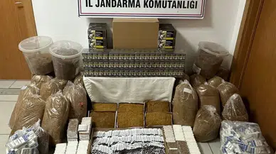 Mersin’de Kaçak Sigara Baskını: 2 Şüpheli Gözaltına Alındı