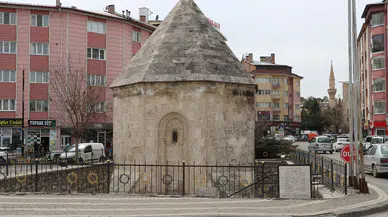 Sivas'taki Ahi Emir Ahmed Türbesi'nin Gizli Tarihi Gün Yüzünde