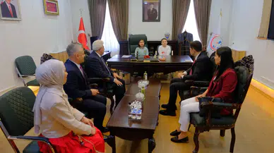 Gürün’de 23 Nisan’da Makam Koltuğu Çocuklara Devredildi