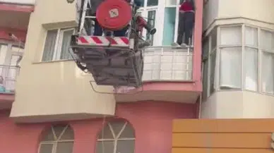 Sivas’ta Alkollü Kadın Pencereden Atlamaya Kalkıştı, Ekipler Seferber Oldu