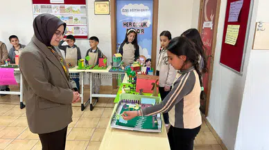 İmranlı’da miniklerden “Yapay Çevre” sergisi büyük ilgi gördü