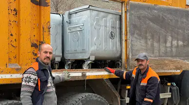 Gürün’de Köylere 30 Adet Yeni Çöp Konteyneri Dağıtılıyor