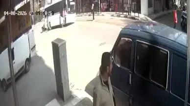 Manisa’da tamirci yaralandı, kaza anı güvenlik kamerasında