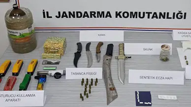 Jandarma Ekiplerinden Şafak Operasyonu: Çok Sayıda Madde Ele Geçti