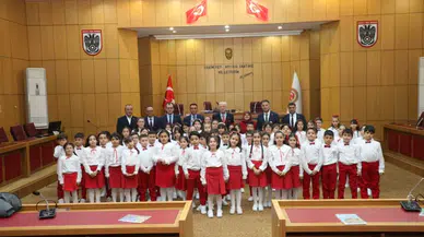 Sivas’ta 23 Nisan’da meclis koltuğu çocuklara emanet edildi