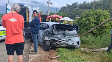 Muğla’da Çift Taraflı Kaza: 4 Kişi Hastaneye Kaldırıldı