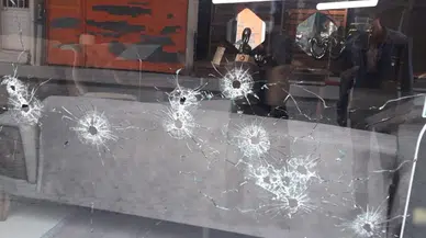 Korku Dolu Anlar: Kuaför ve Kuruyemişçiye Ateş Açıldı