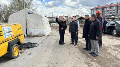 Yukarı Tekke Bölgesinde Kaya Düşmesi Riskine Karşı Güvenlik Çalışmaları Sürüyor