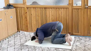 Cami Kirlenmesin Diye Nalburdan Aldığı Malzemenin Üstünde Namaz Kıldı