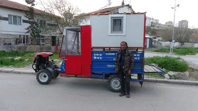 Ev Bulamayan Adam Tarım Aracını Karavana Dönüştürdü