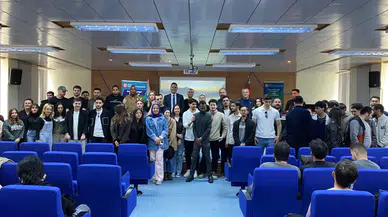 Sivas Cumhuriyet Üniversitesi’nde Öğrencilerin Kariyer Yolculuğuna Yön Veren Seminer