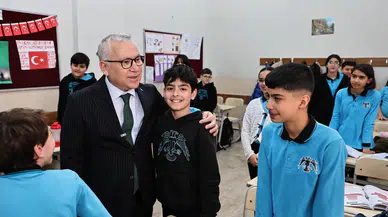 Sivas’ta Okullarda Güvenlik Denetimi: Vali Şimşek Öğrencilerle Buluştu