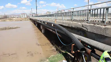Sivas Belediyesi Şehir Genelinde Yol, Su ve Çevre Düzenleme Çalışmalarını Sürdürüyor
