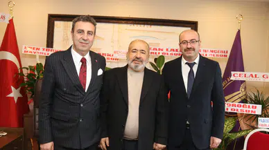 Yıldızeli’nde Esnaf Odasında Bayrak Değişimi Yapıldı