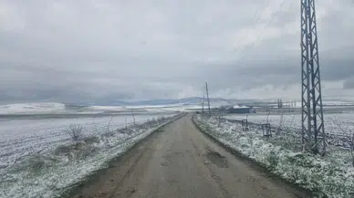 Çorum’un Yüksek Kesimlerinde Kar Yağışı Etkili Oldu