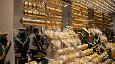 Fiyatlar düşüşte! Altının gramı 6 bin 902 liradan işlem görüyor