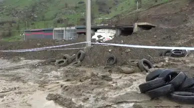 Bitlis’te Yağış Sonrası Toprak Kayması Yeniden Yaşandı
