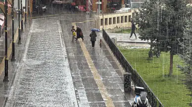 Sivas’ta Kuvvetli Sağanak Hayatı Olumsuz Etkiledi