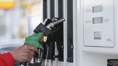Motorin ve Benzin Fiyatları Rekor Seviyeye Yükseliyor