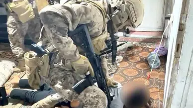 DEAŞ Operasyonu: 1'i Sözde Komutan 15 Kişiye Gözaltı!