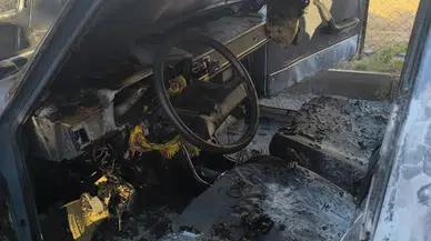Besni’de Otomobil Yangını: Araç Alev Alev Yandı