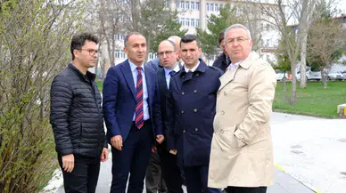 Sivas Cumhuriyet Üniversitesi’nde Yol Çalışmaları Yerinde Değerlendirildi