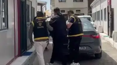 Efeler’de dolandırıcılık suçlusu polis tarafından tutuklandı