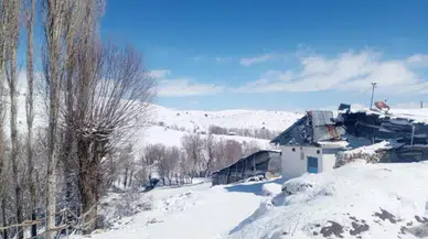 Sivas’ta Nisan Ayında Kar Sürprizi
