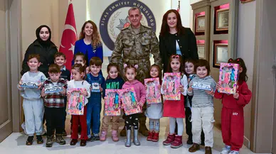 Cumhuriyet Üniversitesi Vakfı Anaokulu Öğrencilerinden İl Emniyet Müdürü’ne Anlamlı Ziyaret