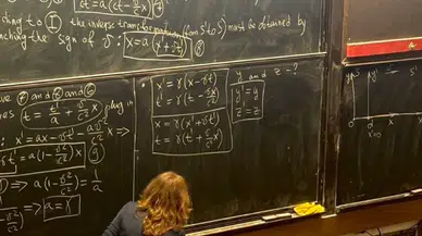 25 Yaşında Hâlâ Başarısız mı Hissediyorsunuz? Harvard’lı Psikologlar Gençlere Uyarıyor