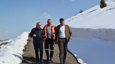 Zara’nın Yüksek Kesimlerinde Karla Mücadele Sürüyor