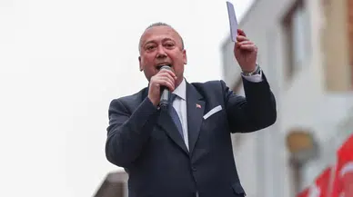 Uşak Belediyesi'nde çalışanların Özkan Yalım'ın pavyonundaki görevleri