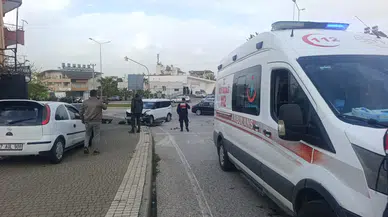 Manavgat’ta Can Pazarı: Kazada 1 Kişi Hastaneye Kaldırıldı