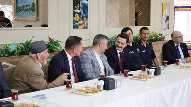 Koyulhisar’da Bayram Coşkusu: Kaymakam Kukuş Vatandaşlarla Bir Araya Geldi