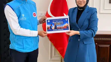 Akıncılar Kaymakanı Yücel’den Vekâletle Kurban Bağışı
