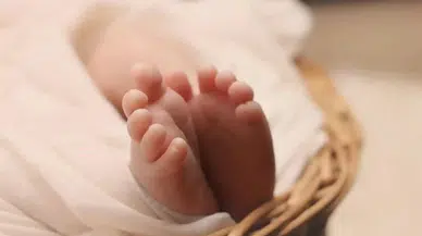 Doğum iznini 24 haftaya çıkaran düzenleme yasalaştı