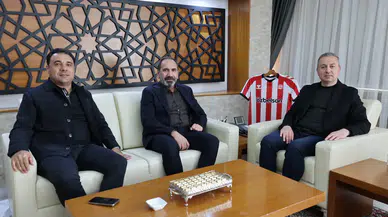 Sivasspor’da Kritik Ziyaret: Eken’in Adaylığı Gündemde mi?