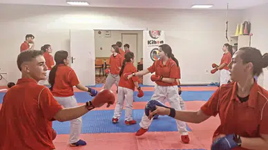 Sivas Gücü Belediyespor Karate Takımı Şehit Eren Bülbül Anısına Tatamide