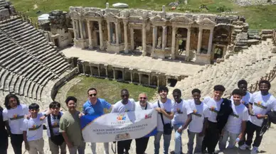 Sivas’tan Denizli’ye Kültür Köprüsü: Gençler Tarih ve Kardeşlik Yolculuğunda