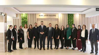Sivas’ta Dünya Hemşireler Günü’nde Okul Hemşireleri Bir Araya Geldi