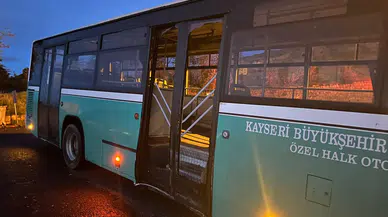 Çaldığı Halk Otobüsüyle Kaza Yaptı: Alkollü ve Ehliyetsiz